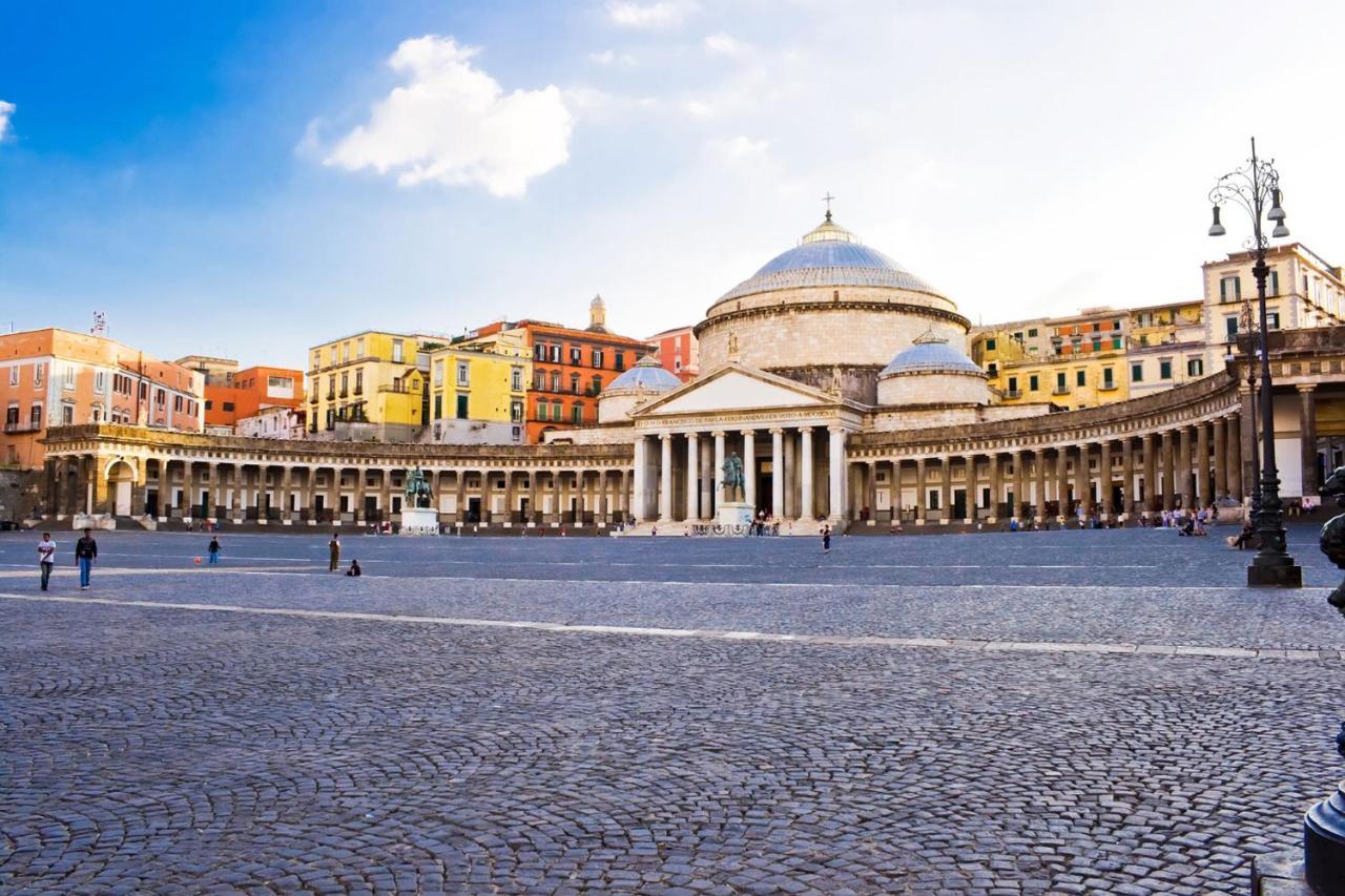 domus bianchi Villa Napoli Bagian luar foto